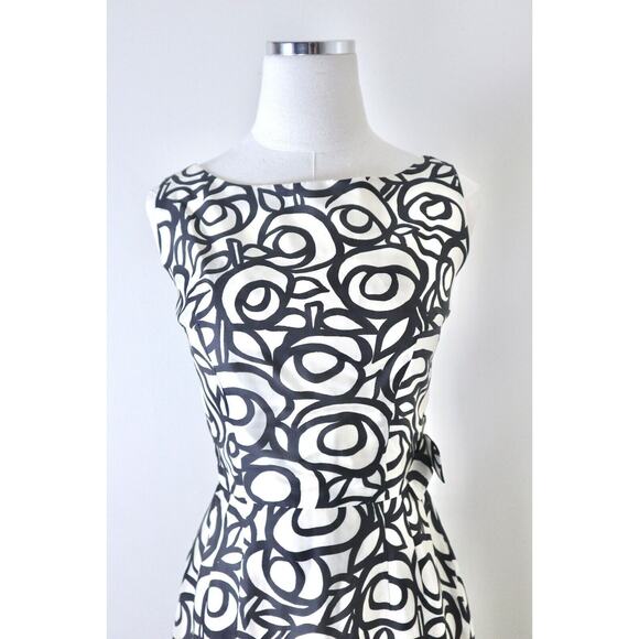 Vintage 1950s Size XXS Silk Low Back Sheath Dress Abstract Floral Novelty Print - Picture 3 of 10